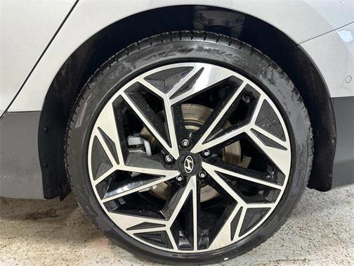 2025 Hyundai IONIQ 6 Limited
