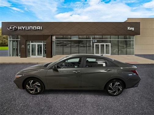 2025 Hyundai ELANTRA Sport