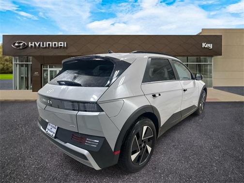 2025 Hyundai IONIQ 5 SEL