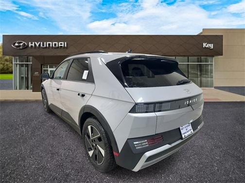 2025 Hyundai IONIQ 5 SEL