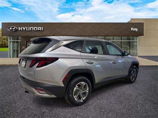 2026 Hyundai TUCSON Hybrid Blue SE