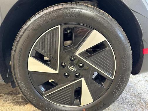 2025 Hyundai IONIQ 5 SEL