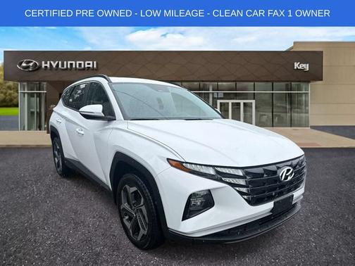 White 2024 Hyundai TUCSON SEL