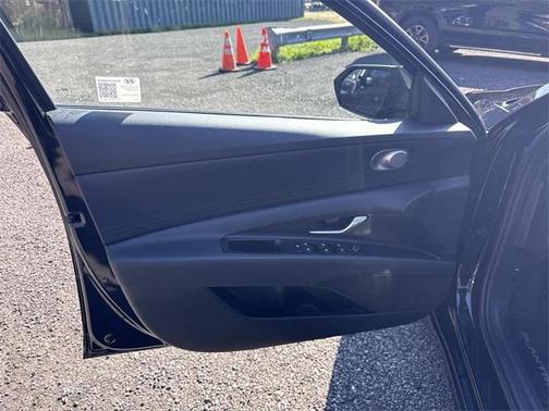 2025 Hyundai ELANTRA HEV Blue