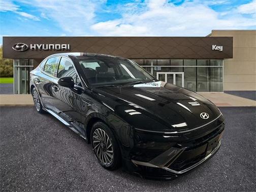 2025 Hyundai SONATA Hybrid SE