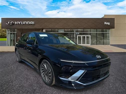 2025 Hyundai SONATA Hybrid SE