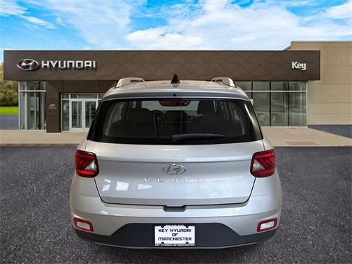 2022 Hyundai VENUE SEL