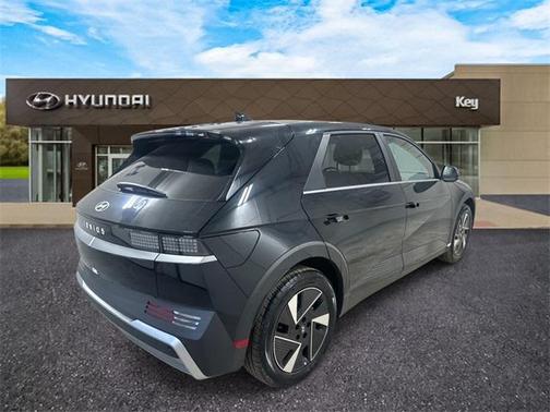 2025 Hyundai IONIQ 5 SE Standard Range