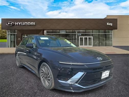 2025 Hyundai SONATA Hybrid Limited
