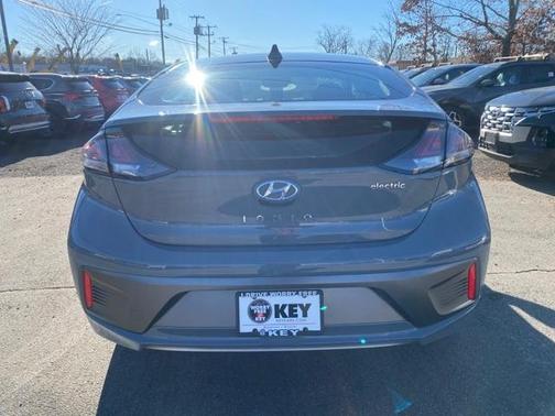 Photo 4 of 54 of 2020 Hyundai IONIQ EV Limited