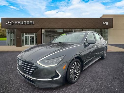 2023 Hyundai SONATA Hybrid Limited