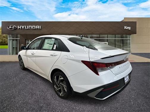 2025 Hyundai ELANTRA Sport
