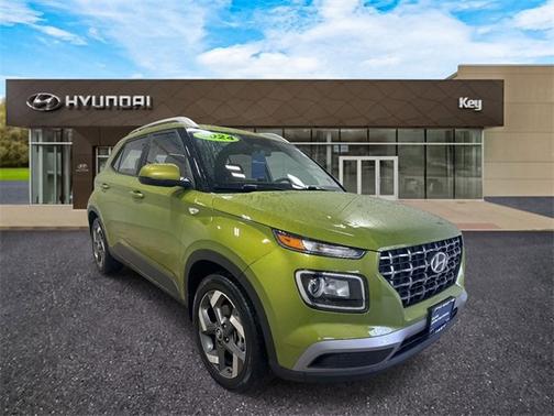 2024 Hyundai VENUE SEL