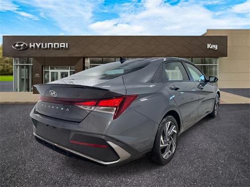 2025 Hyundai ELANTRA Sport