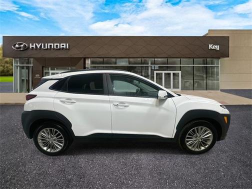 2021 Hyundai KONA SEL