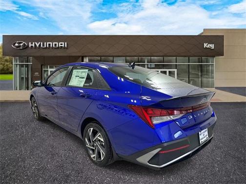 2025 Hyundai ELANTRA Sport