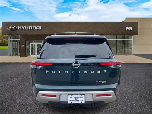 2023 Nissan Pathfinder Platinum 4WD