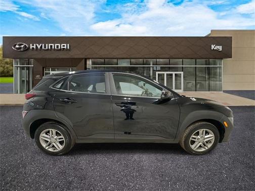 2023 Hyundai KONA SE