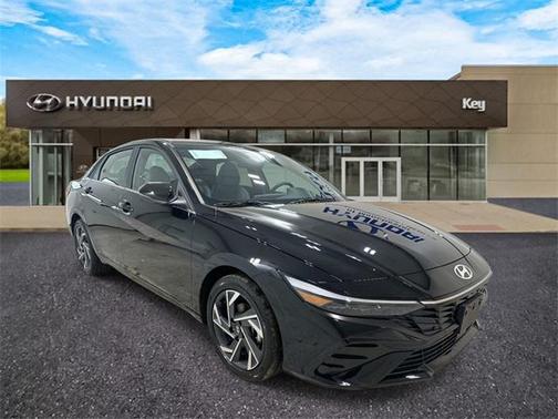 2025 Hyundai ELANTRA Limited