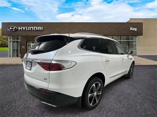 2022 Buick Enclave AWD Essence