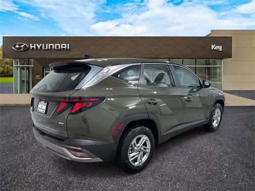 2026 Hyundai TUCSON SE