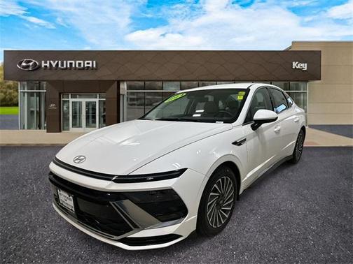 2024 Hyundai SONATA Hybrid SE