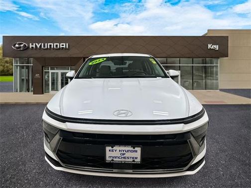 2024 Hyundai SONATA Hybrid SE