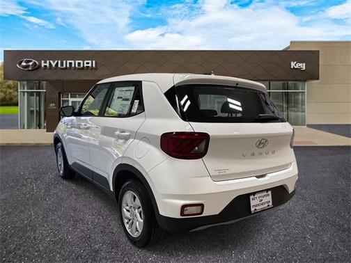 2026 Hyundai VENUE SE