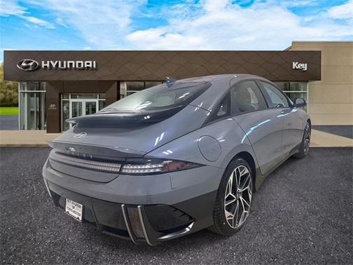 2025 Hyundai IONIQ 6 SEL