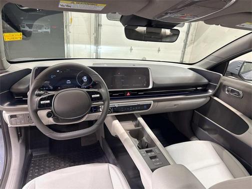 2025 Hyundai IONIQ 6 SEL