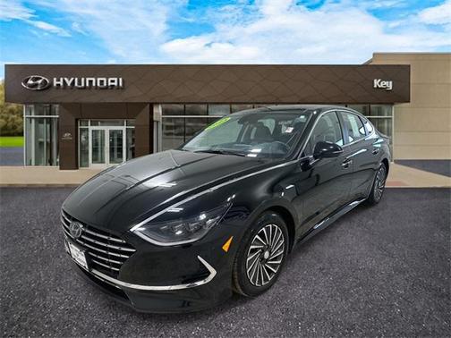2023 Hyundai SONATA Hybrid Limited