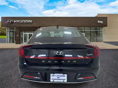 2023 Hyundai SONATA Hybrid Limited
