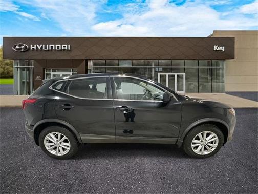 2018 Nissan Rogue Sport S
