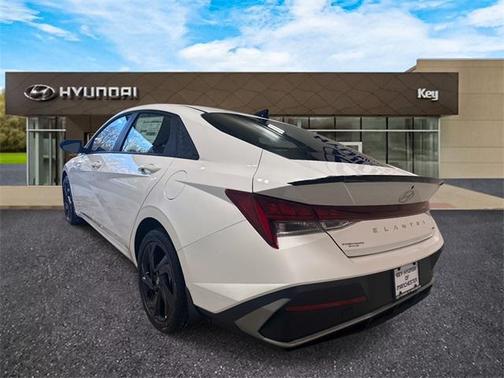 2026 Hyundai ELANTRA HEV SEL Sport