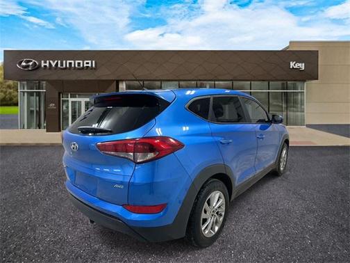 2018 Hyundai TUCSON SE