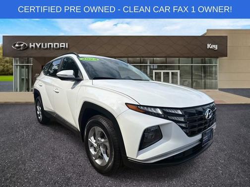 White 2023 Hyundai TUCSON SEL