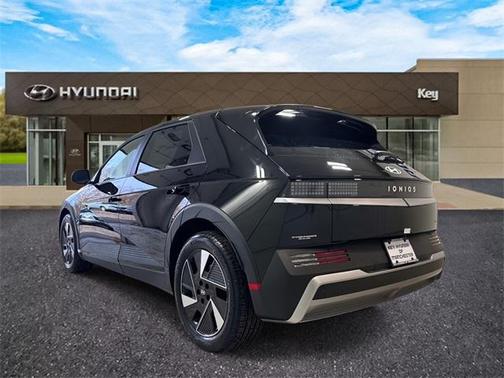 2026 Hyundai IONIQ 5 SE