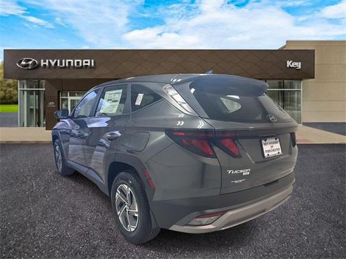 2026 Hyundai TUCSON Hybrid Blue SE