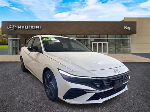 2025 Hyundai ELANTRA HEV SEL Sport