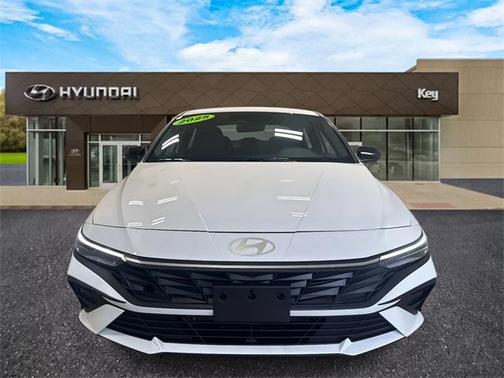 2025 Hyundai ELANTRA HEV SEL Sport