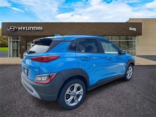 2023 Hyundai KONA SEL