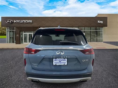 2023 INFINITI QX50 LUXE AWD