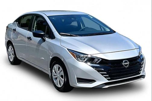 Brilliant Silver Metallic 2024 Nissan Versa 1.6 S