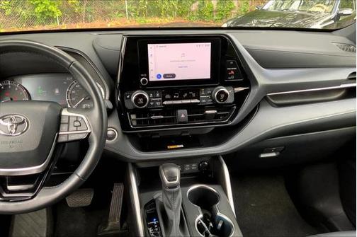 2024 Toyota Highlander XSE