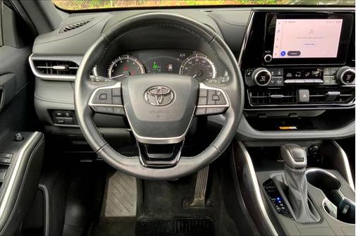 2024 Toyota Highlander XSE