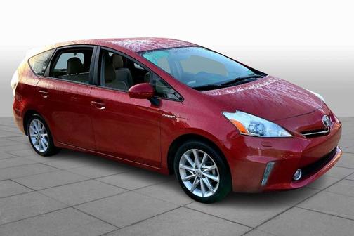 2013 Toyota Prius v Five