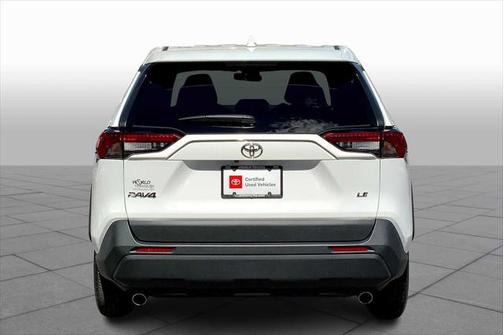 2023 Toyota RAV4 LE