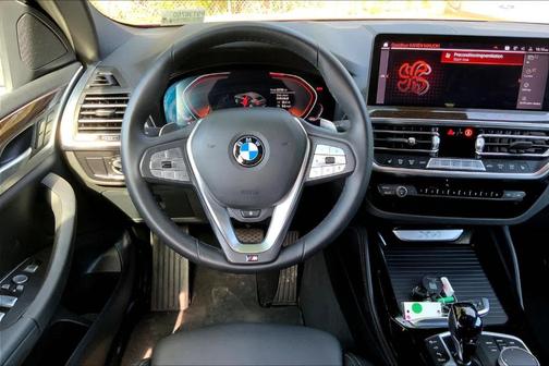 2023 BMW X4 xDrive30i
