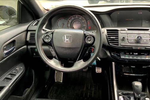 2017 Honda Accord Sport SE