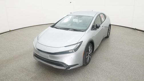 2025 Toyota Prius XLE